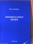 Összekulcsolt kezek