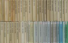 "50 kötet a Világkönyvtár sorozatból (nem teljes sorozat)"