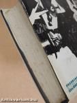 The Pavilion on the Links/The Strange Case of Dr. Jekyll and Mr. Hyde and Other Stories, Essays, Poems