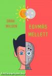 Egymás mellett