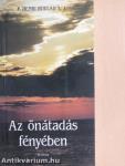 Az önátadás fényében