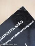 Naponta más