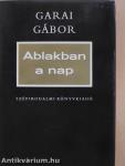 Ablakban a nap (aláírt példány)