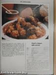 99 Appetizers with 33 Colour Photographs