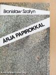 Árja papírokkal