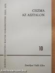 Csizma az asztalon