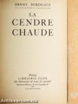 La cendre chaude