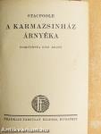 A karmazsinház árnyéka
