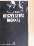 Beszélgetés írókkal