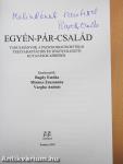 Egyén-pár-család (dedikált példány)