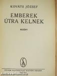 Emberek útra kelnek