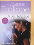A pap felesége
