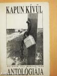 Kapun kívül