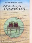 Asztal a pusztában