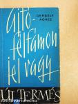 Ajtófélfámon jel vagy