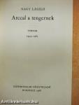 Arccal a tengernek