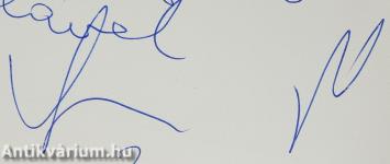 Családregény - CD-vel (dedikált példány)