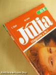 "150 kötet a Júlia szerelmes füzetek sorozatból (nem teljes sorozat)"