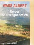 Ember az országút szélén