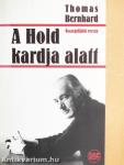 A Hold kardja alatt