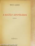 A kastély árnyékában