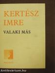 Valaki más