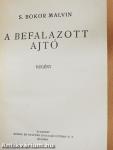 A befalazott ajtó