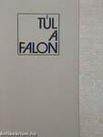 Túl a falon