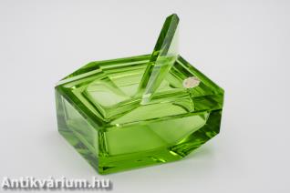 Art deco jelzett fedeles zöld csiszolt üveg doboz 20. század első fele