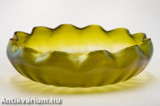 Loetz szecessziós irizált zöld üveg tál 1900 22 cm