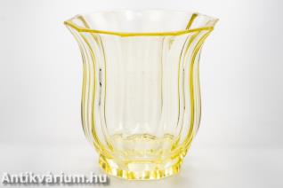 Josef Hoffmann - Moser art deco sárga csiszolt üveg váza 1920