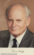 Göncz Árpád József Attila-díjas író, politikus színes fényképe (aláírt példány)