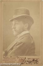 Spányi Béla festő fekete-fehér fotográfiája. Készítette: Ellinger Ede és Testvére.  (Szana Tamásnak dedikált példány)