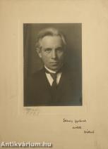 Osvát Ernő Baumgarten-díjas író fekete-fehér portréja (Földessy Gyulának dedikált példány) (A kötetről írt irodalomtörténeti tanulmány a leírásban olvasható)