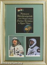 Farkas Bertalan által aláírt képeslap és Kapu Tibor által aláírt fotó