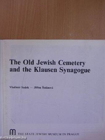 The Old Jewish Cemetery and the Klausen Synagogue