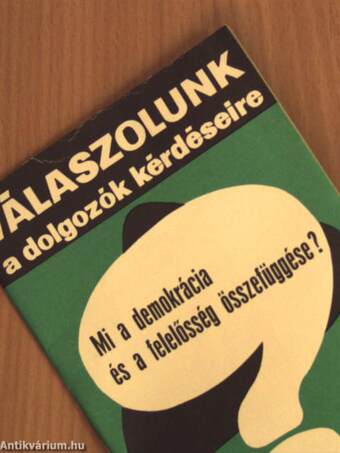 Mi a demokrácia és a felelősség összefüggése?