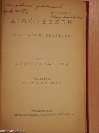 Rigófészek