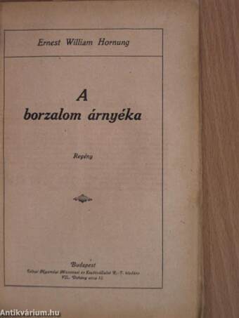 A borzalom árnyéka I-IV.