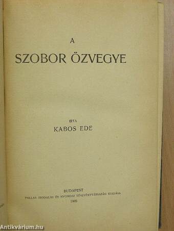 A szobor özvegye