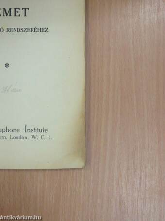 Kisérő nyelvtani magyarázatok a Linguaphone Institute német nyelvtanító rendszeréhez