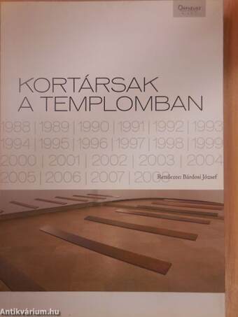 Kortársak a templomban