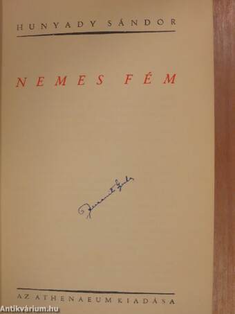 Nemes fém