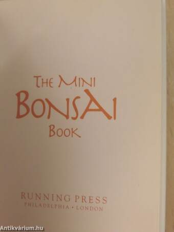 The mini bonsai book (minikönyv)