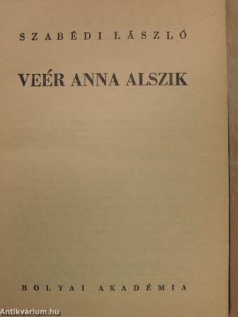 Veér Anna alszik