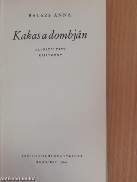 Kakas a dombján