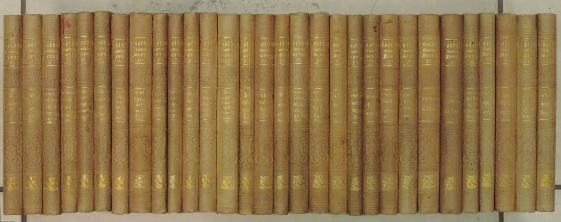 "30 kötet a Goethes sämtliche Werke sorozatból (gótbetűs) (nem teljes sorozat)"