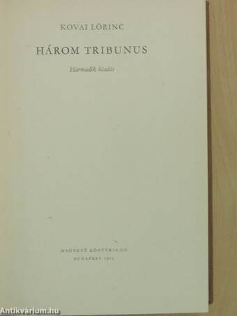 Három tribunus