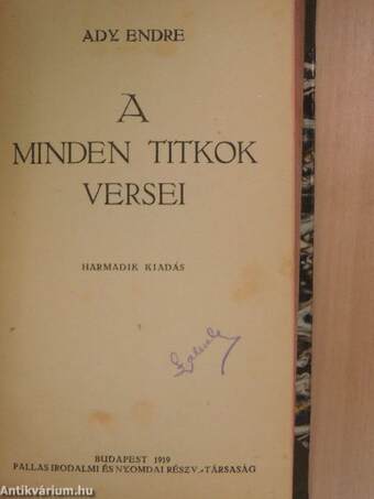 A csukott szirmú rózsa/A minden titkok versei