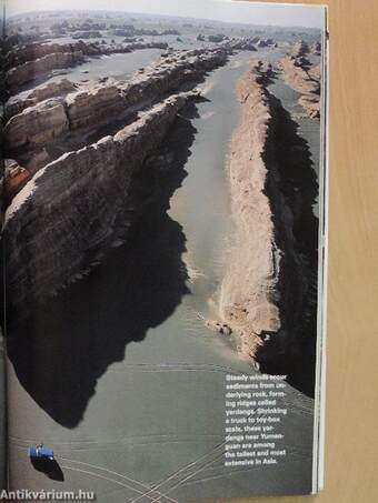 National Geographic January 2002